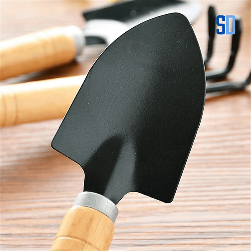 Kit 3 Ferramentas de Jardinagem - Cabo de madeira