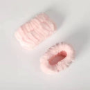 Par de protetores macios e felpudos rosa para pé, ideais para conforto e aquecimento