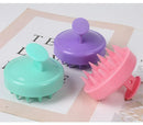 Escovas de massagem para couro cabeludo em plástico colorido azul, roxo e rosa, com cerdas macias